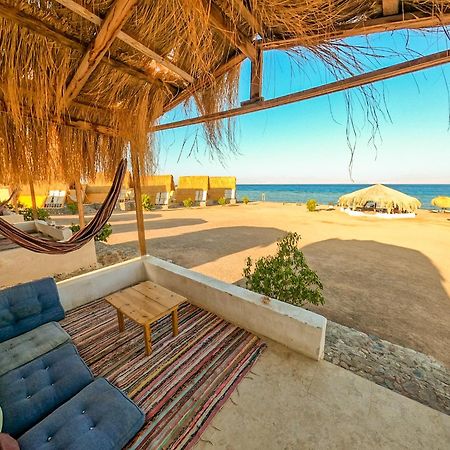 Aladdin Camp Villa Nuweiba` Buitenkant foto
