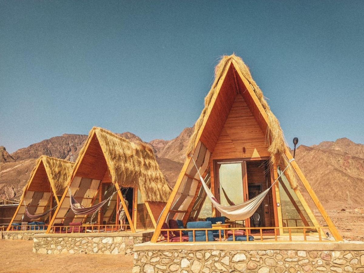 Aladdin Camp Villa Nuweiba` Buitenkant foto