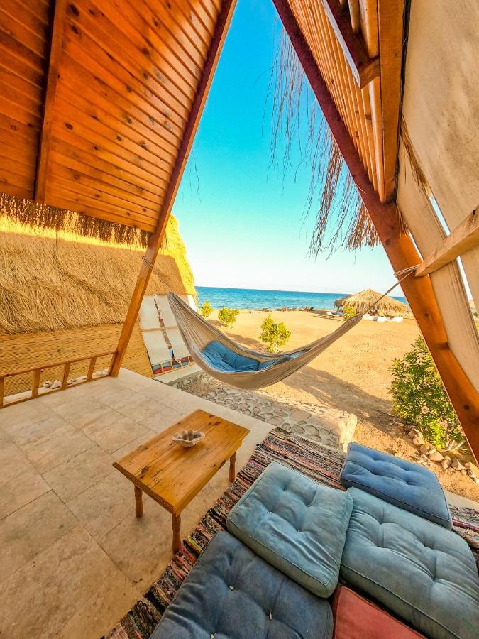 Aladdin Camp Villa Nuweiba` Buitenkant foto