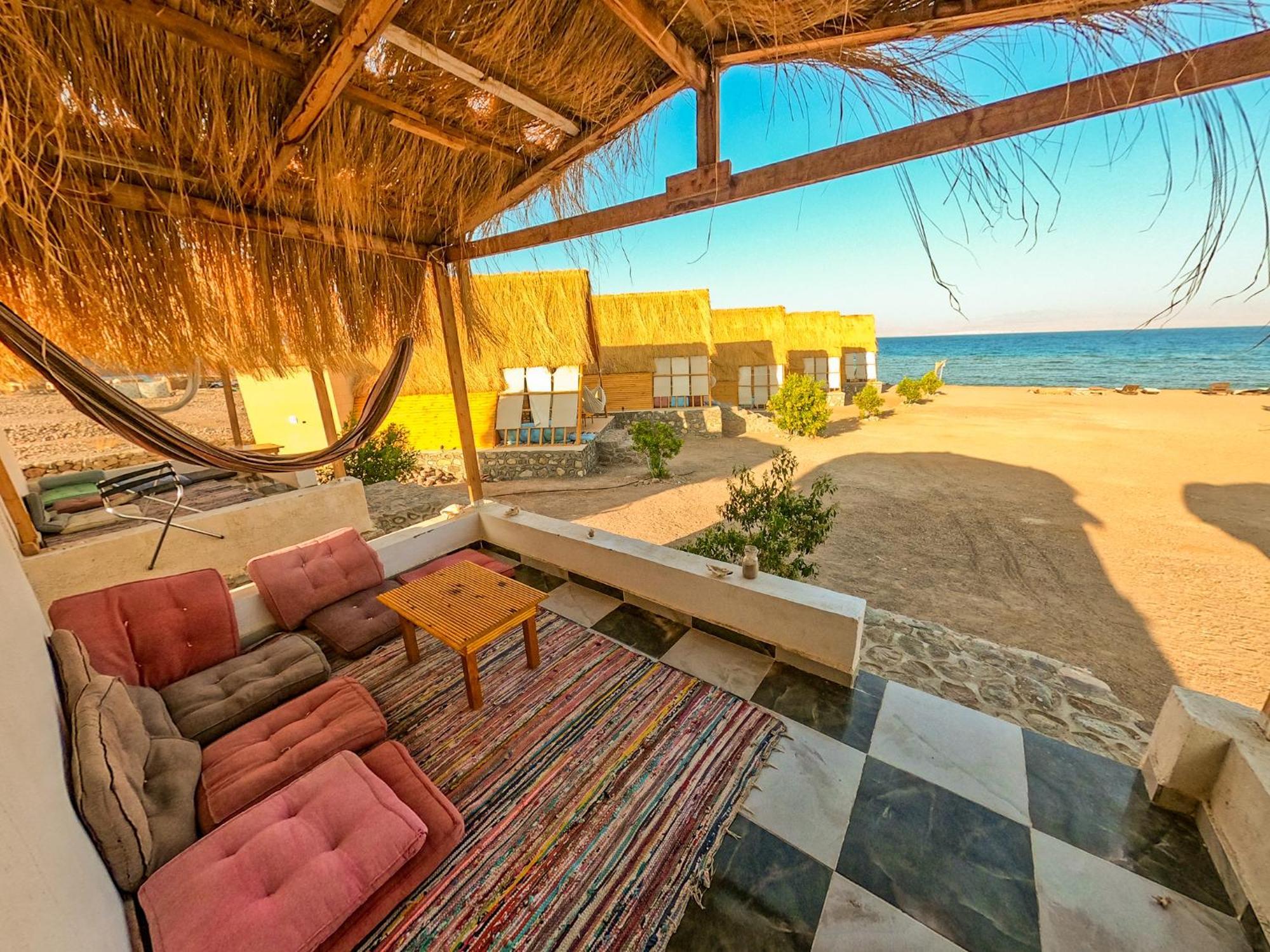 Aladdin Camp Villa Nuweiba` Buitenkant foto