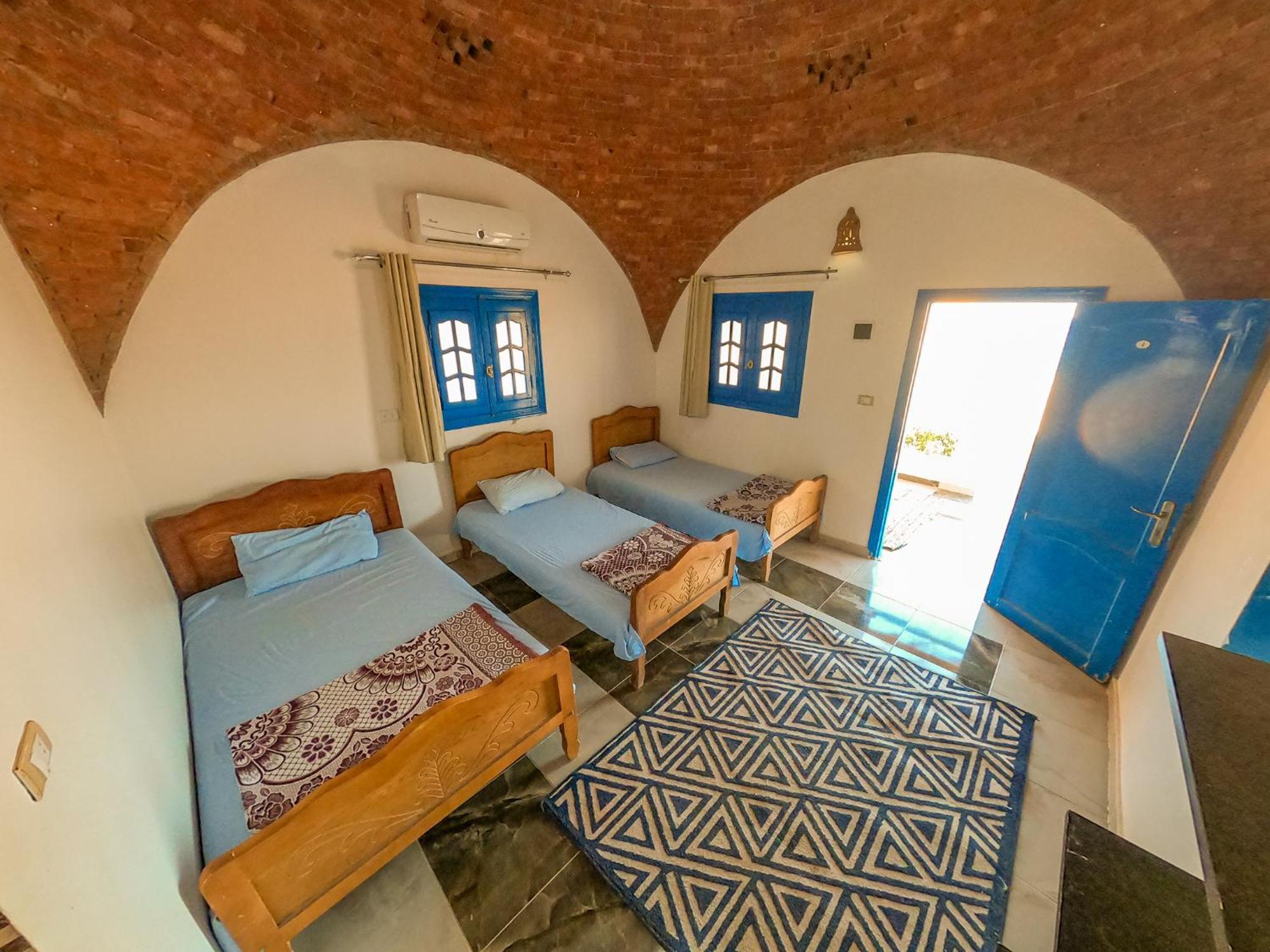 Aladdin Camp Villa Nuweiba` Buitenkant foto